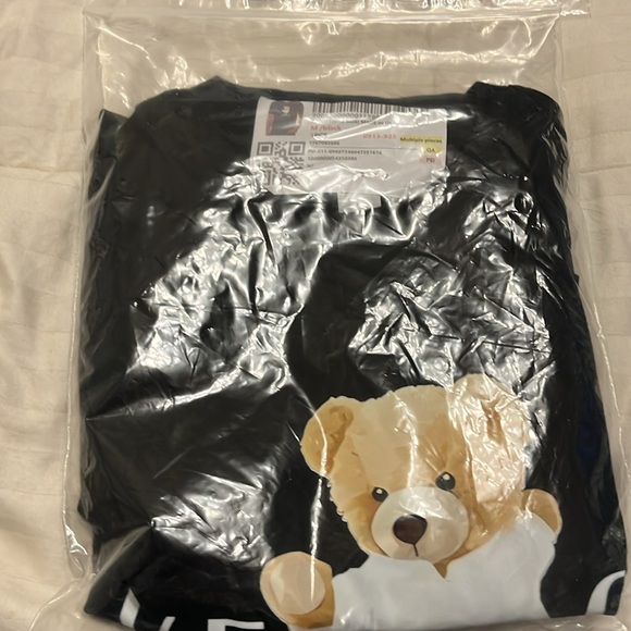 NWT Teddy Bear T-Shirt Hollywood Karate Teddy Size Medium Unisex - Picture 6 of 6